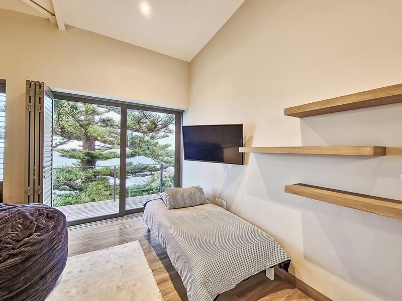 5 Bedroom Property for Sale in Bakoven Western Cape